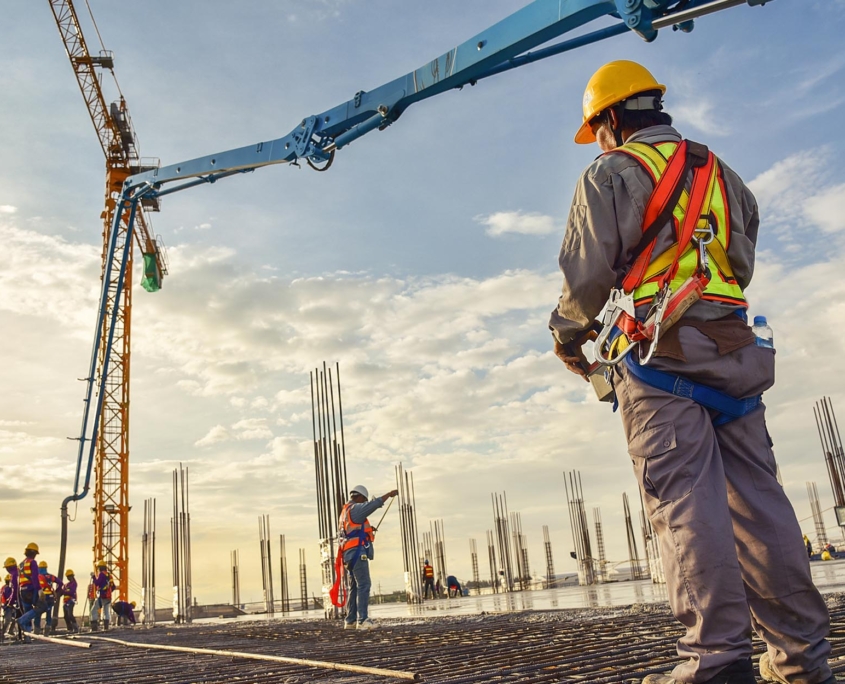 Blog Image Template 0000s 0000 Worker Directing Crane